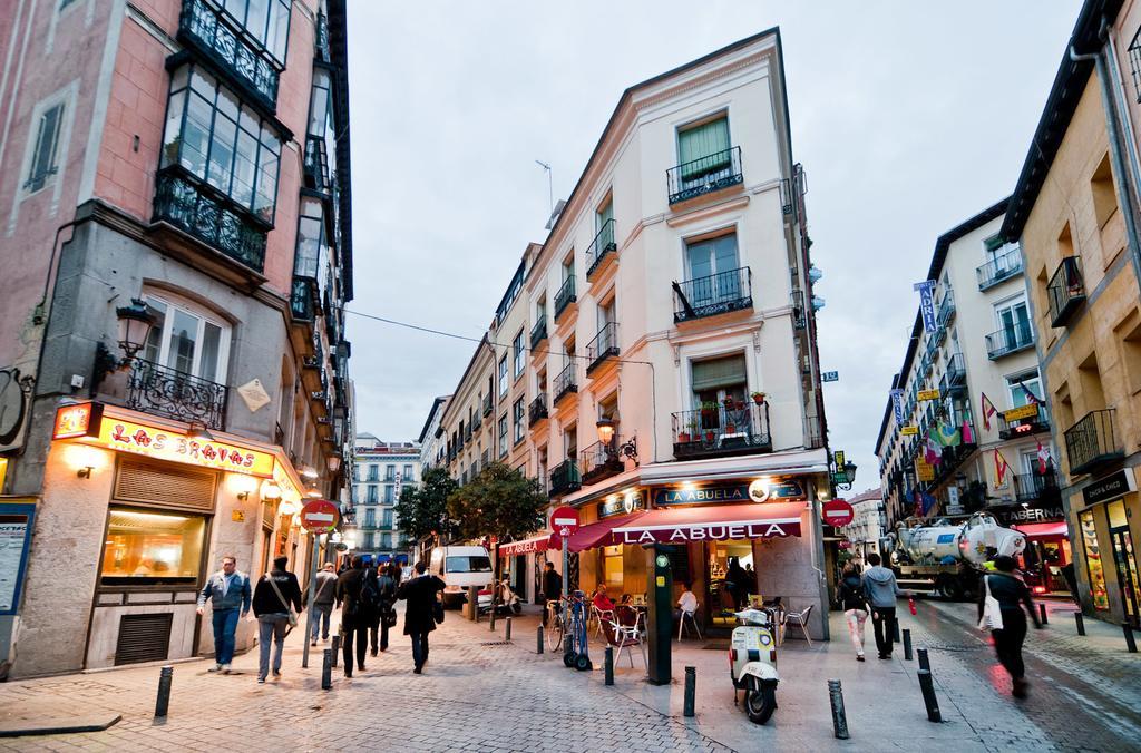 Apartamentos Puerta Del Sol I Madrid Rom bilde