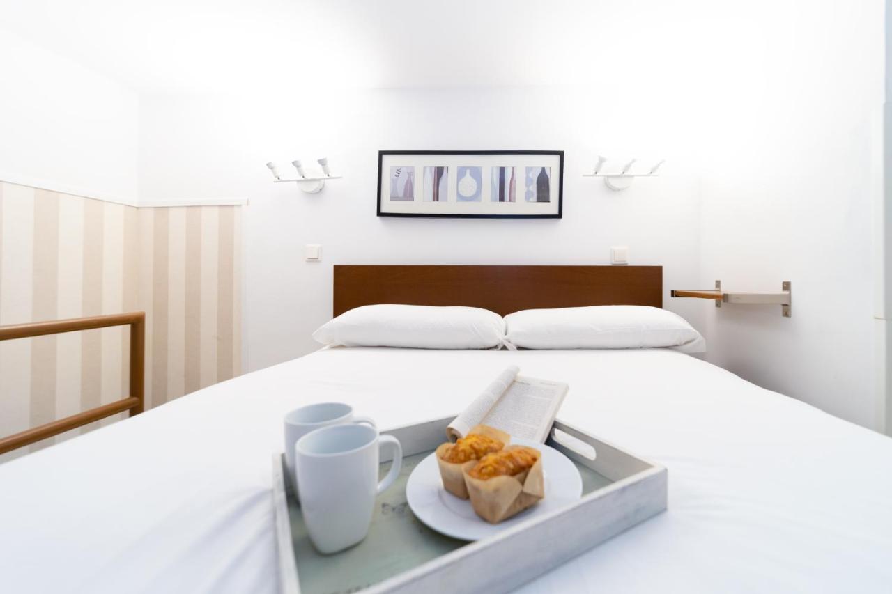 Apartamentos Puerta Del Sol I Madrid Eksteriør bilde