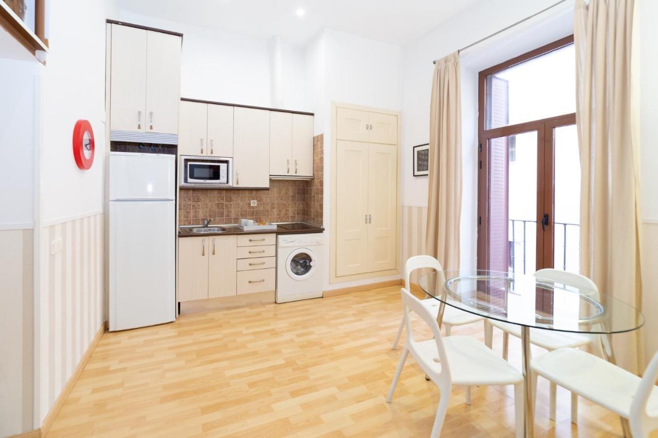 Apartamentos Puerta Del Sol I Madrid Eksteriør bilde